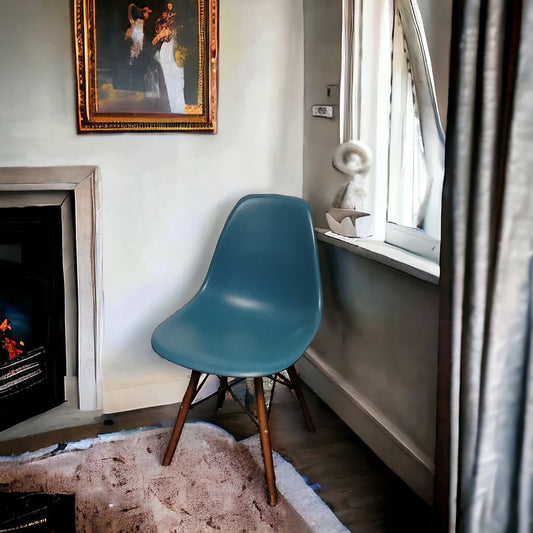 5147 Retro Teal Side Chair
