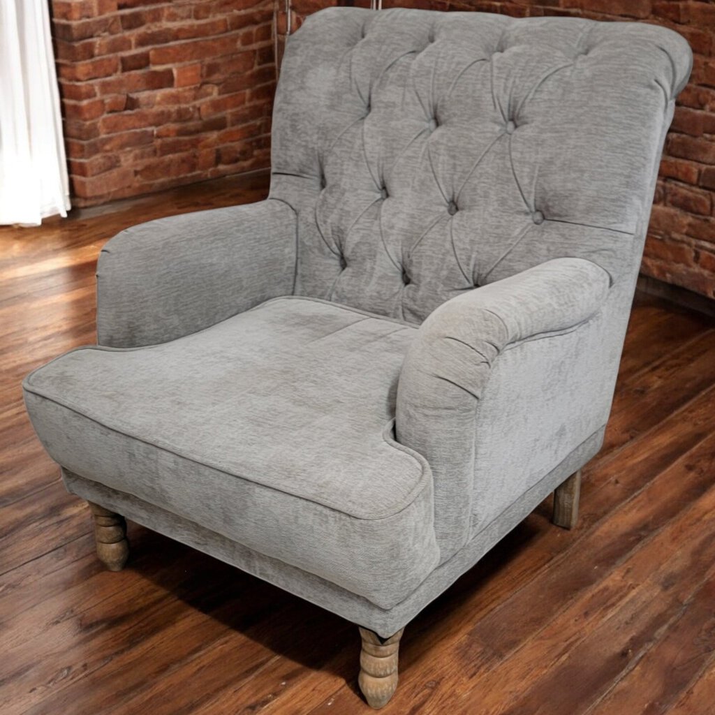 6231 Overstuffed Tufted Gray Easy Chair