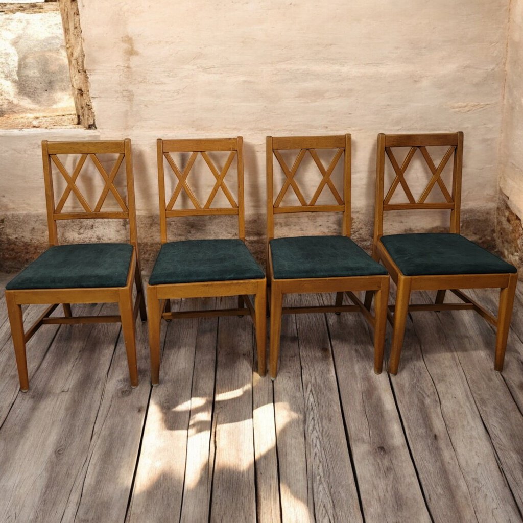 6262 Birch Mid Century Expansion Dining Set with 4 Chairs