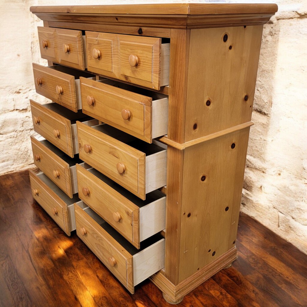 6346 Bassett Furniture 10 Drawer Mule Chest
