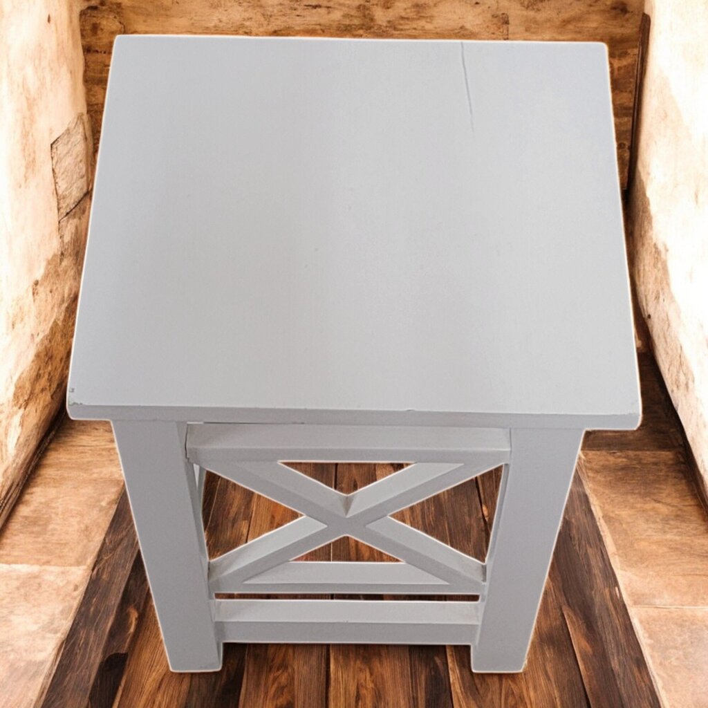 6470 Small Farmhouse Accent Table