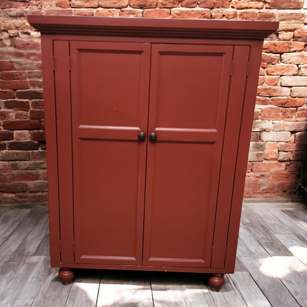 6503 Red Farmhouse #Cabinet