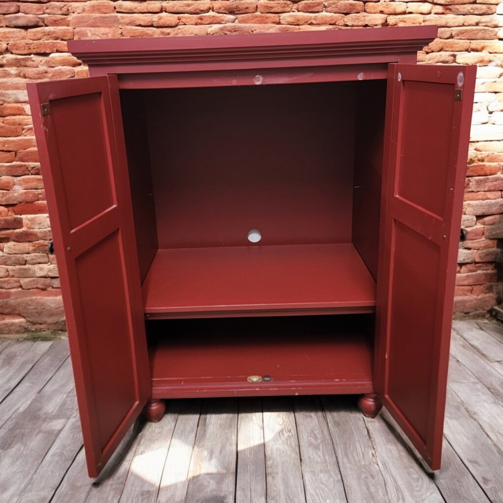 6503 Red Farmhouse #Cabinet