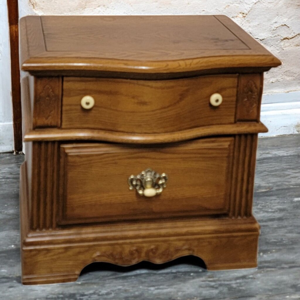 6545 Vintage Oak 2 Drawer #Nightstand