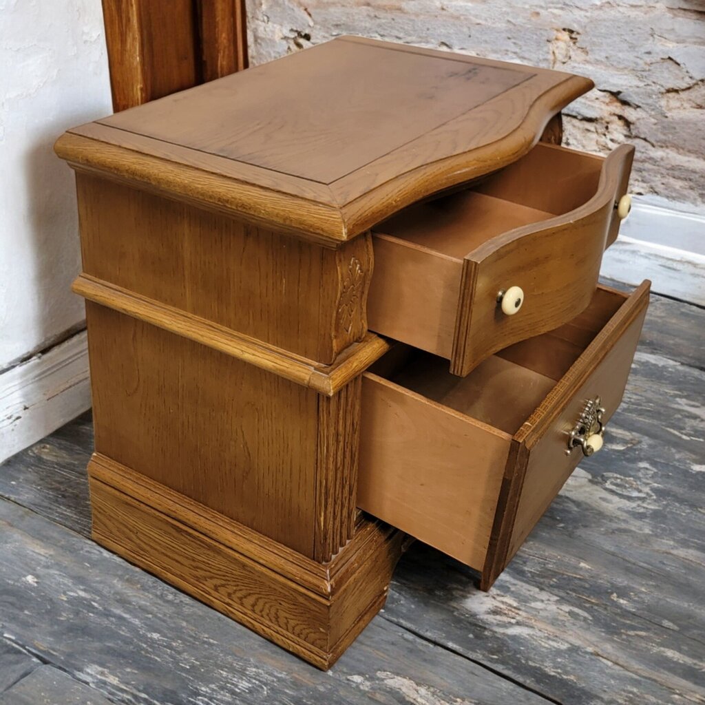 6545 Vintage Oak 2 Drawer #Nightstand