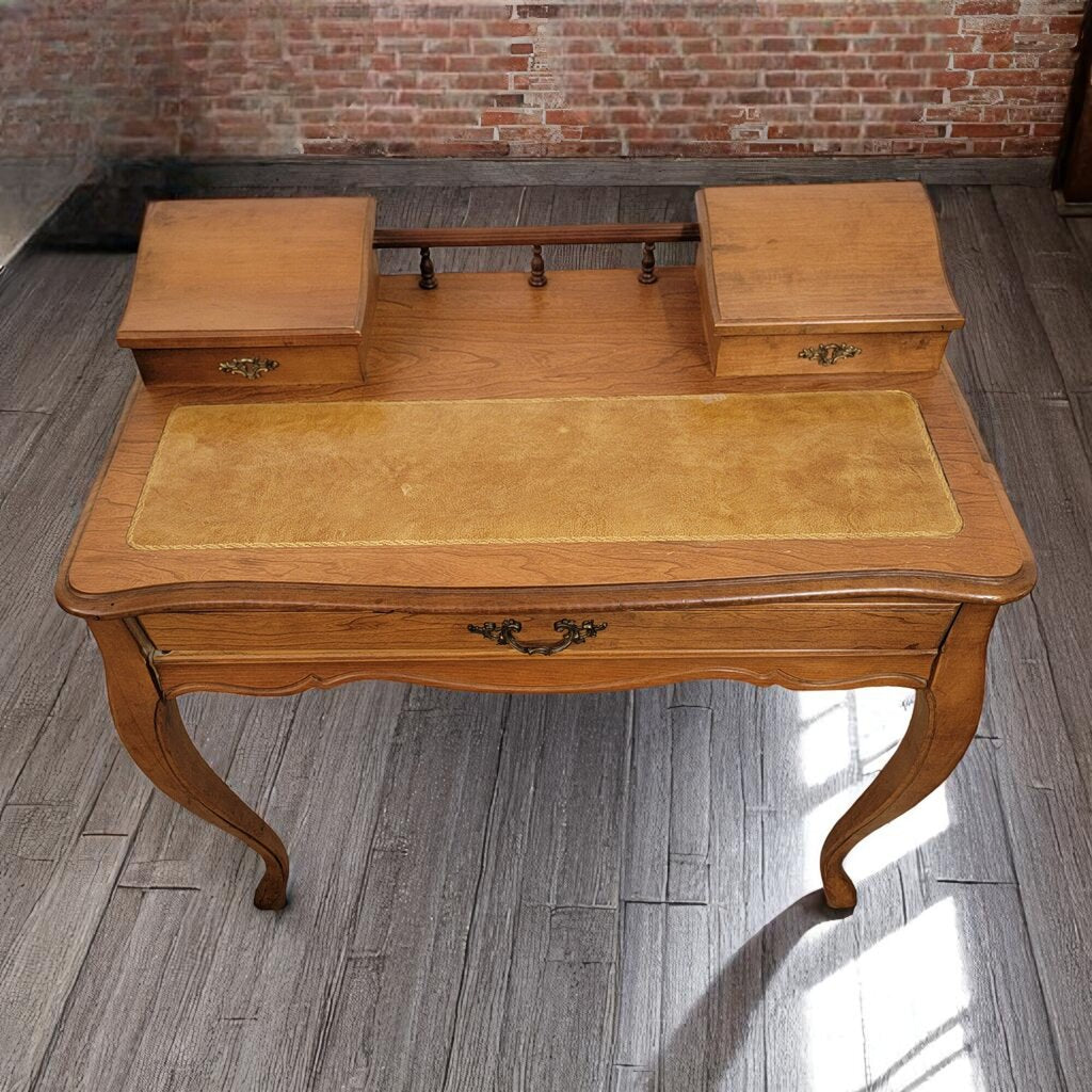 6646 Antique Queen Anne Maple Writing #Desk