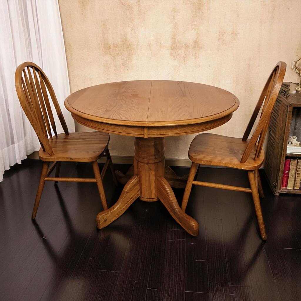 6651 Round Oak Pedestal Dining #Table with 2 Windsor Chairs