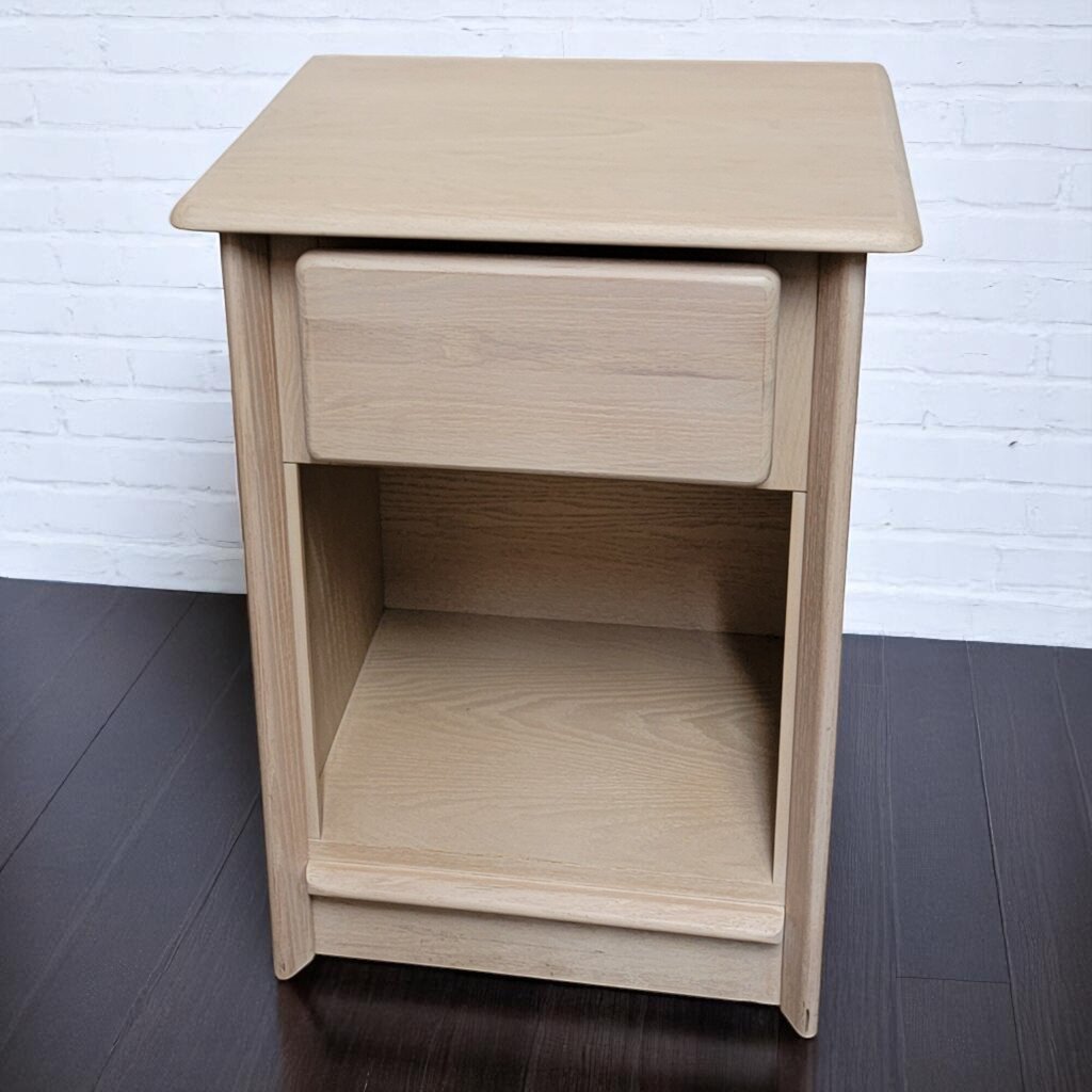 6710 Vintage Contemporary Pickled Nightstand