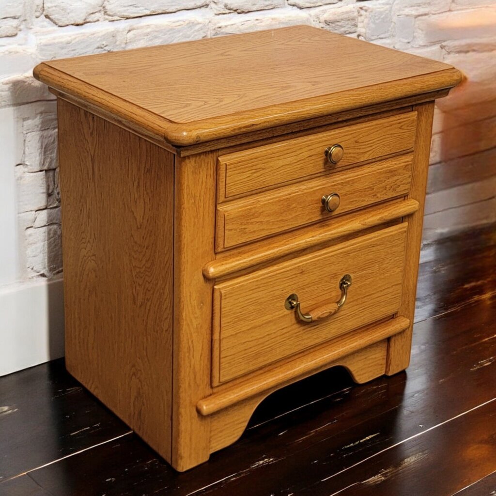 6719 Colonia Oak 2 Drawer Nightstand