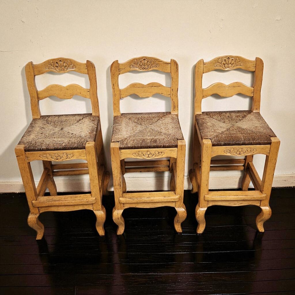 6922-6924 French Country Ladderback Carved Barstool Furniture