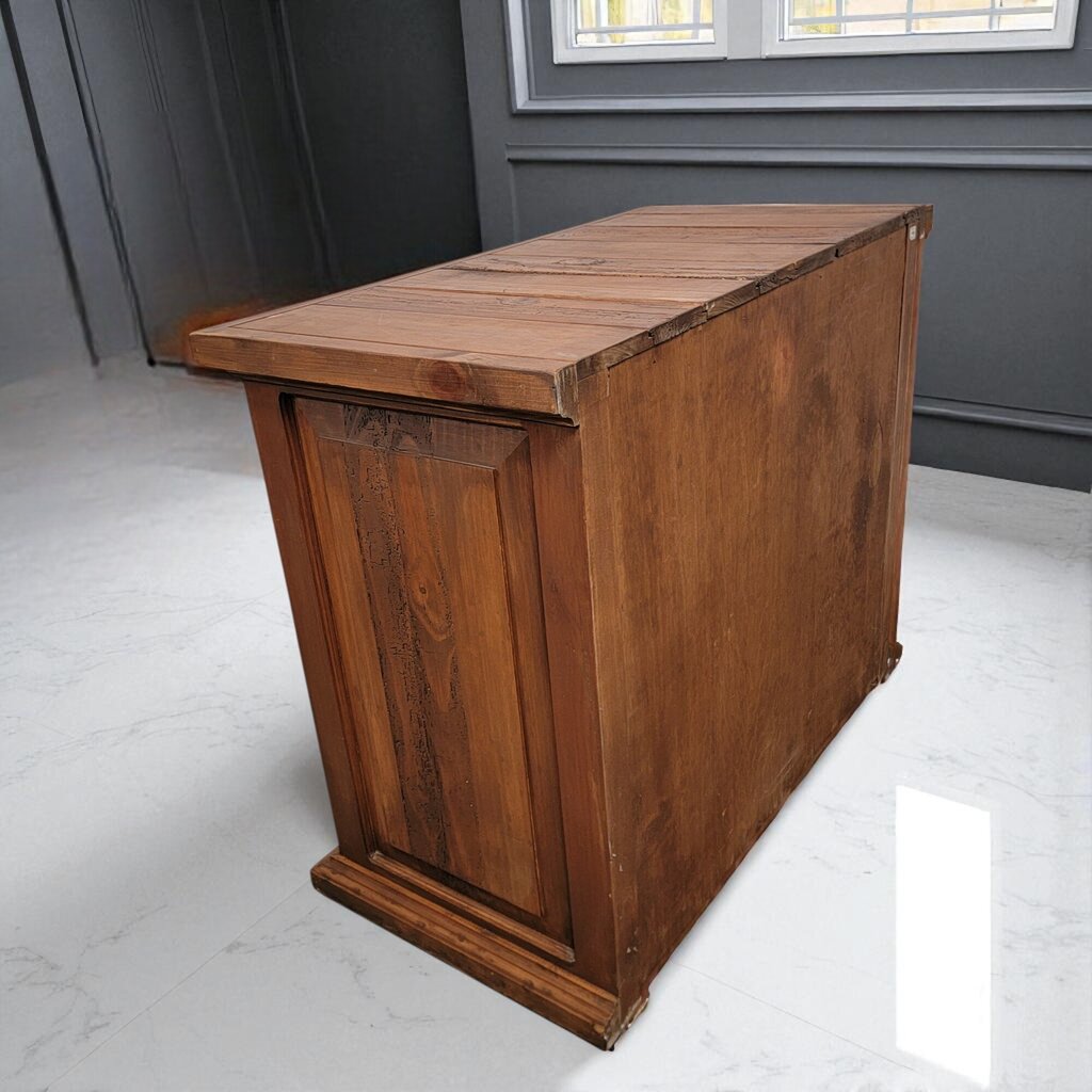 6970 Solid Wormwood Rustic Mexican Pine 3 Drawer Chest