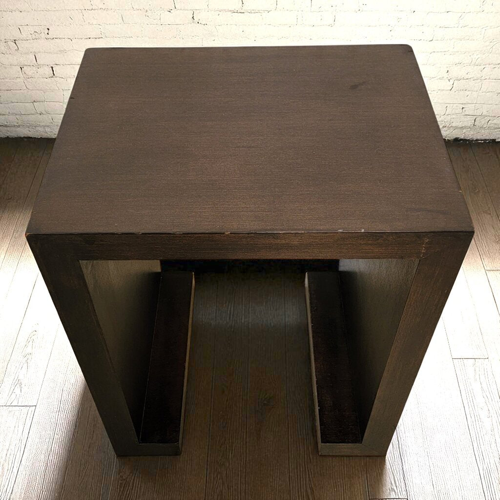 6978 Espresso Modern Accent Table
