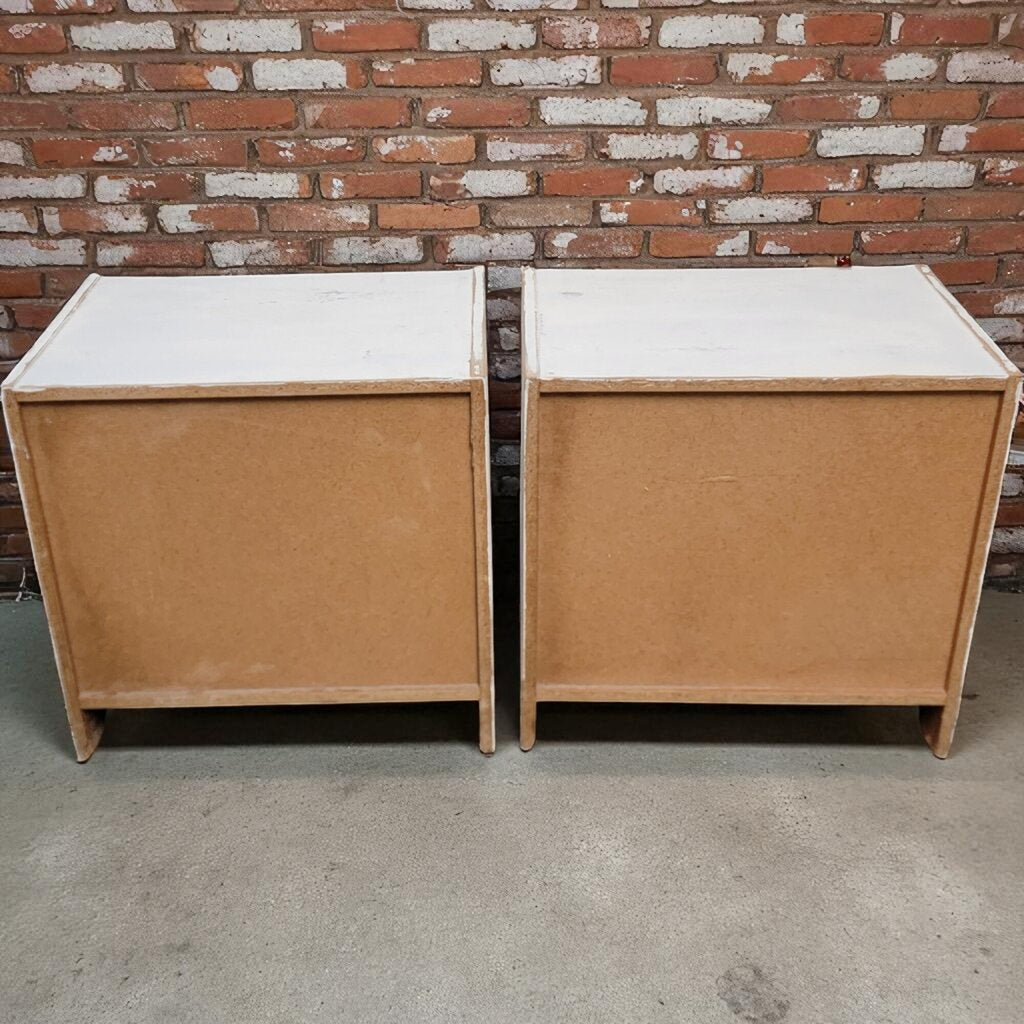 7051-7052 Shabby White #Nightstand With Drawer Furniture