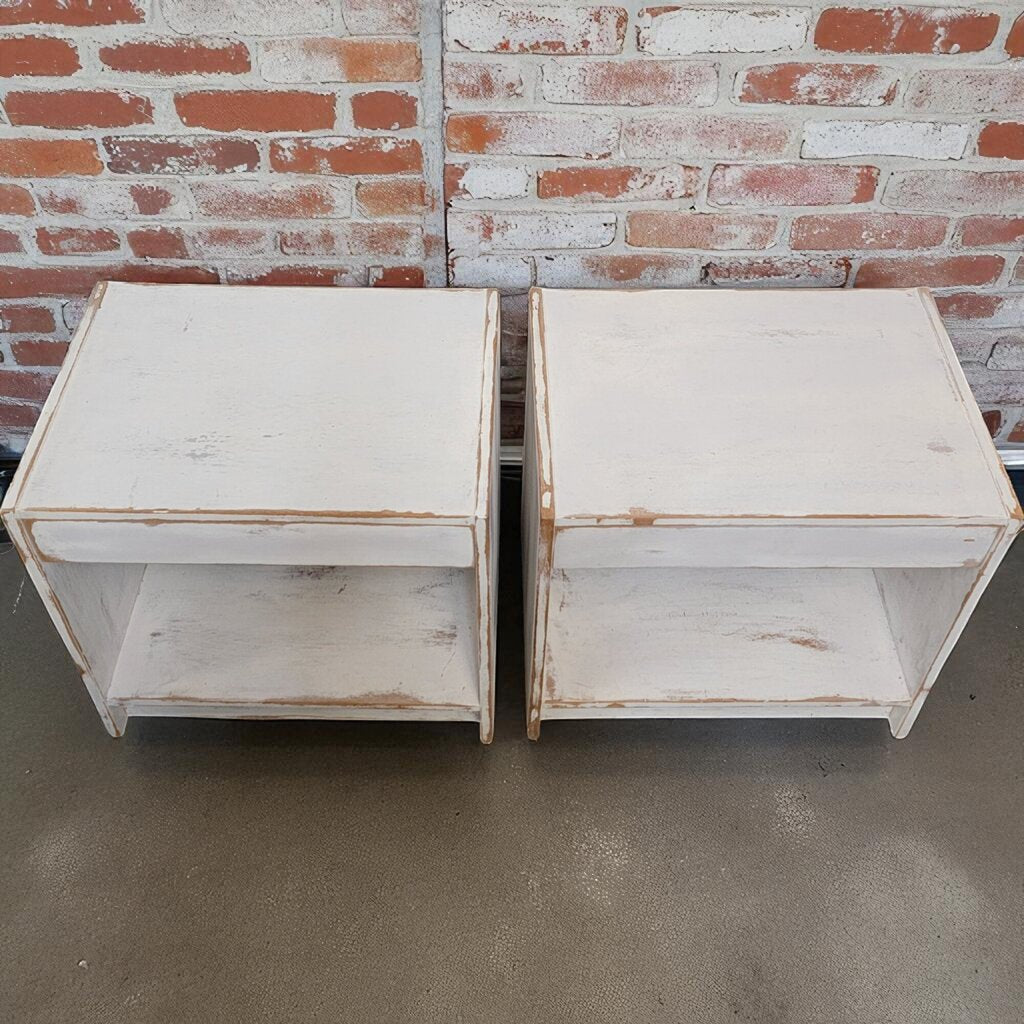7051-7052 Shabby White #Nightstand With Drawer Furniture
