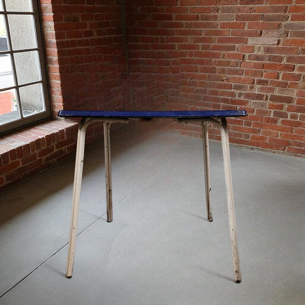 7053 Vintage Metal Top Pepsi Table
