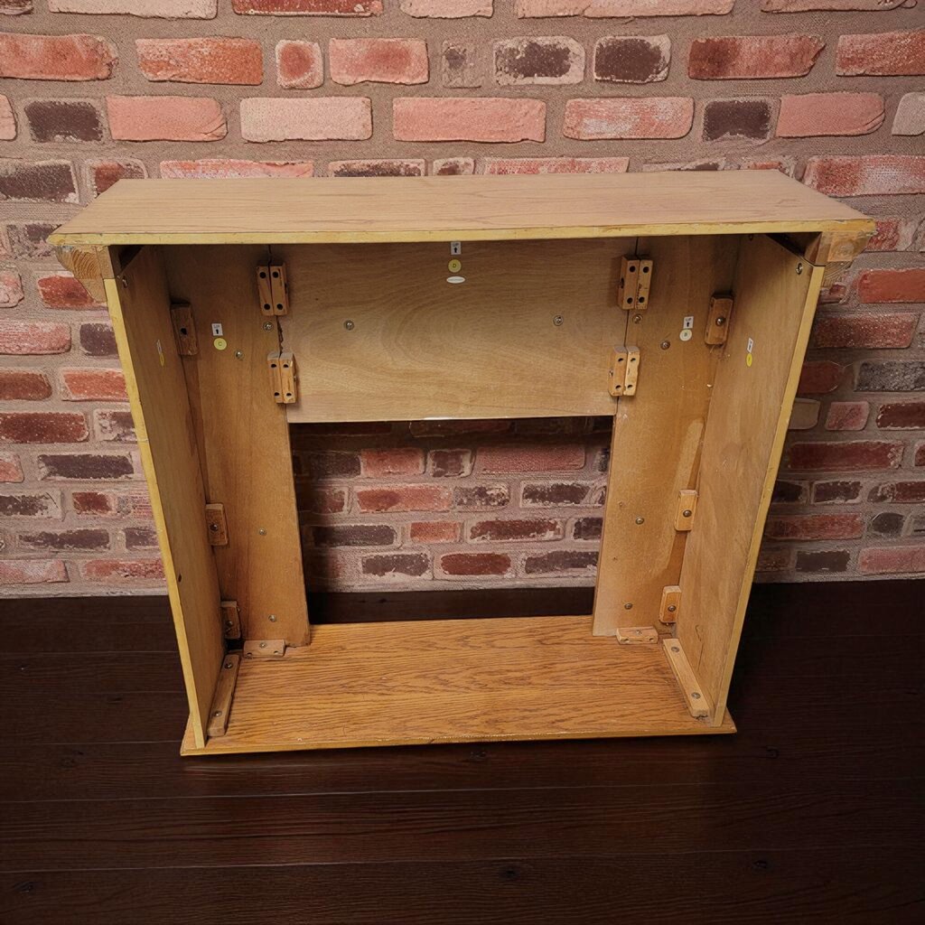 7107 Oak Fireplace #Mantle- Free Standing
