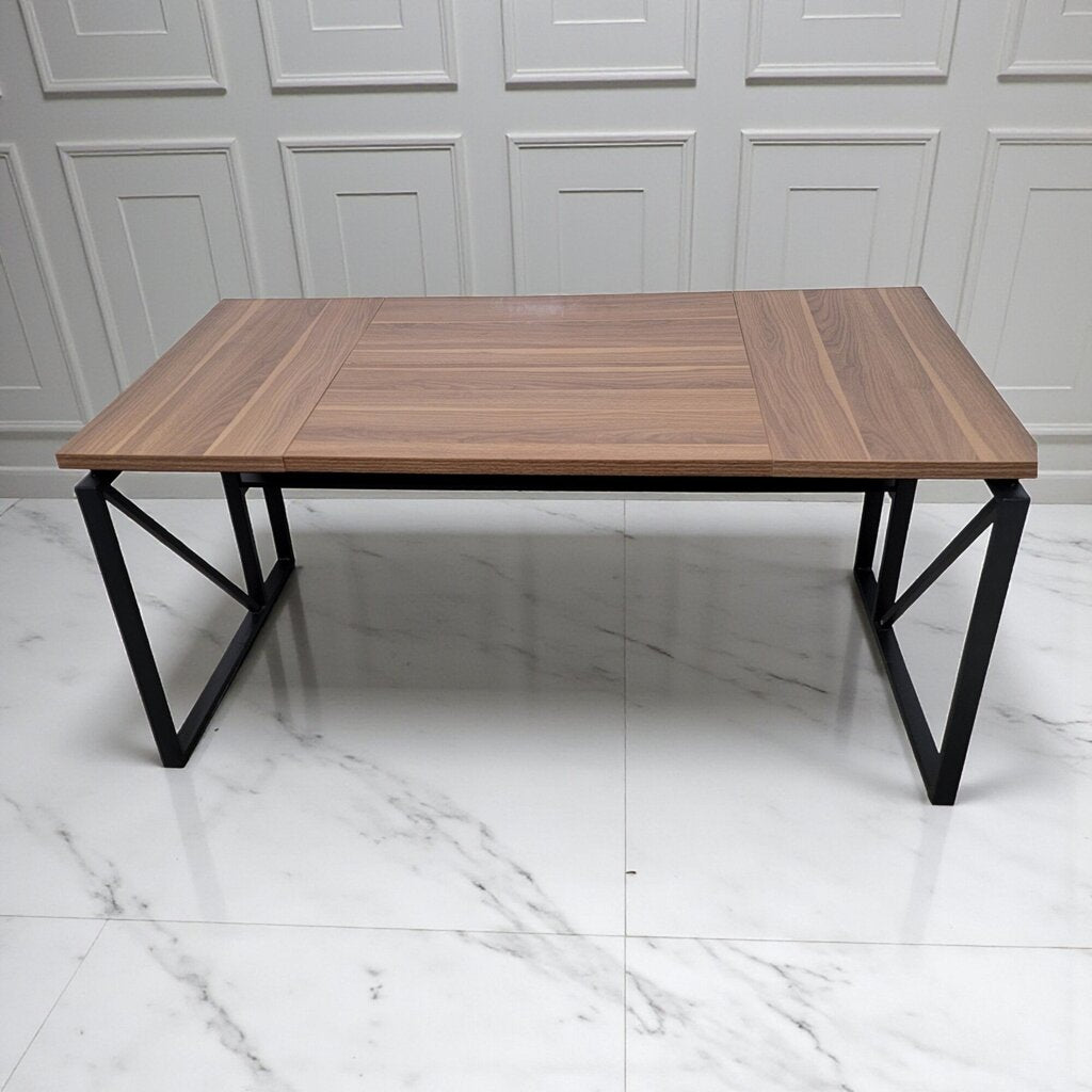7232 Executive Wood and Metal Computer Desk