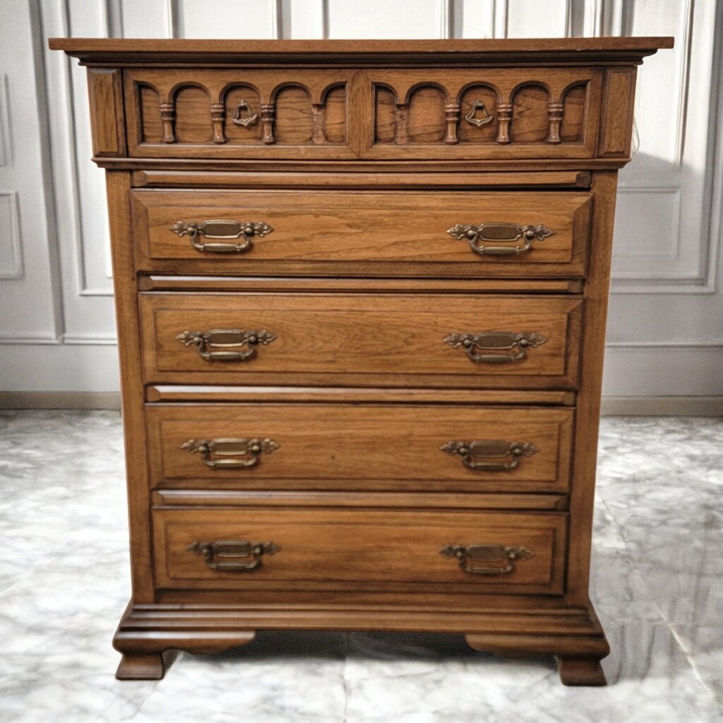 7331 Vintage Thomasville Oak 5 Drawer Chest Used ~ Furniture