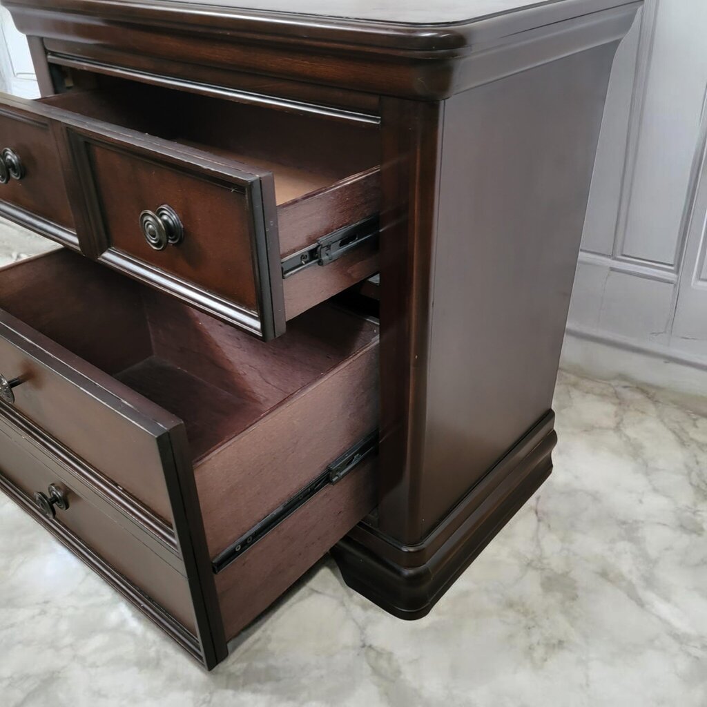 7696 Mansion Style Nightstand