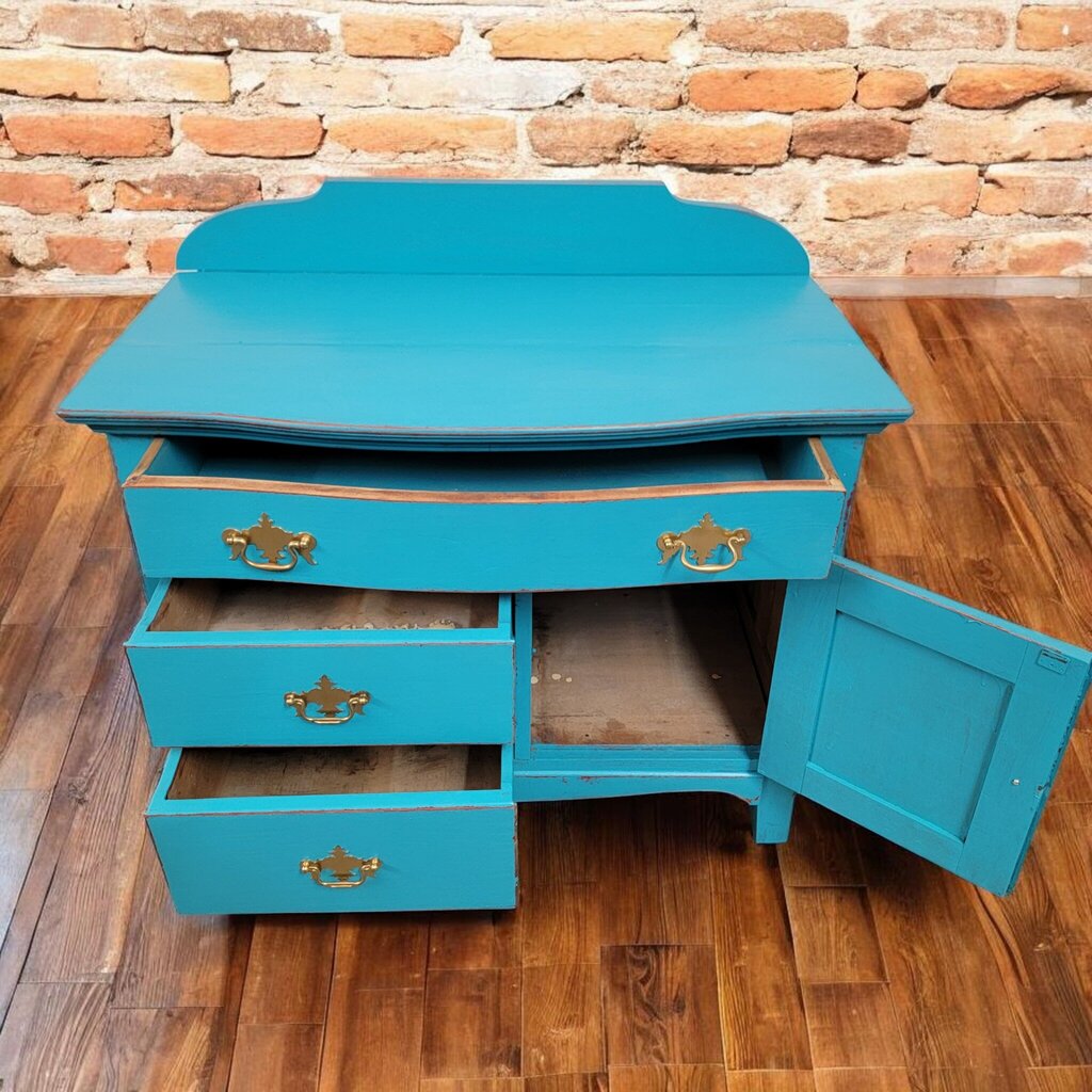 7708 Vintage Oak Turquoise #Dresser