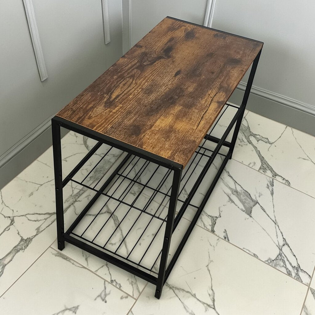 7821 Woodgrain and Wire Metal Shoe Rack