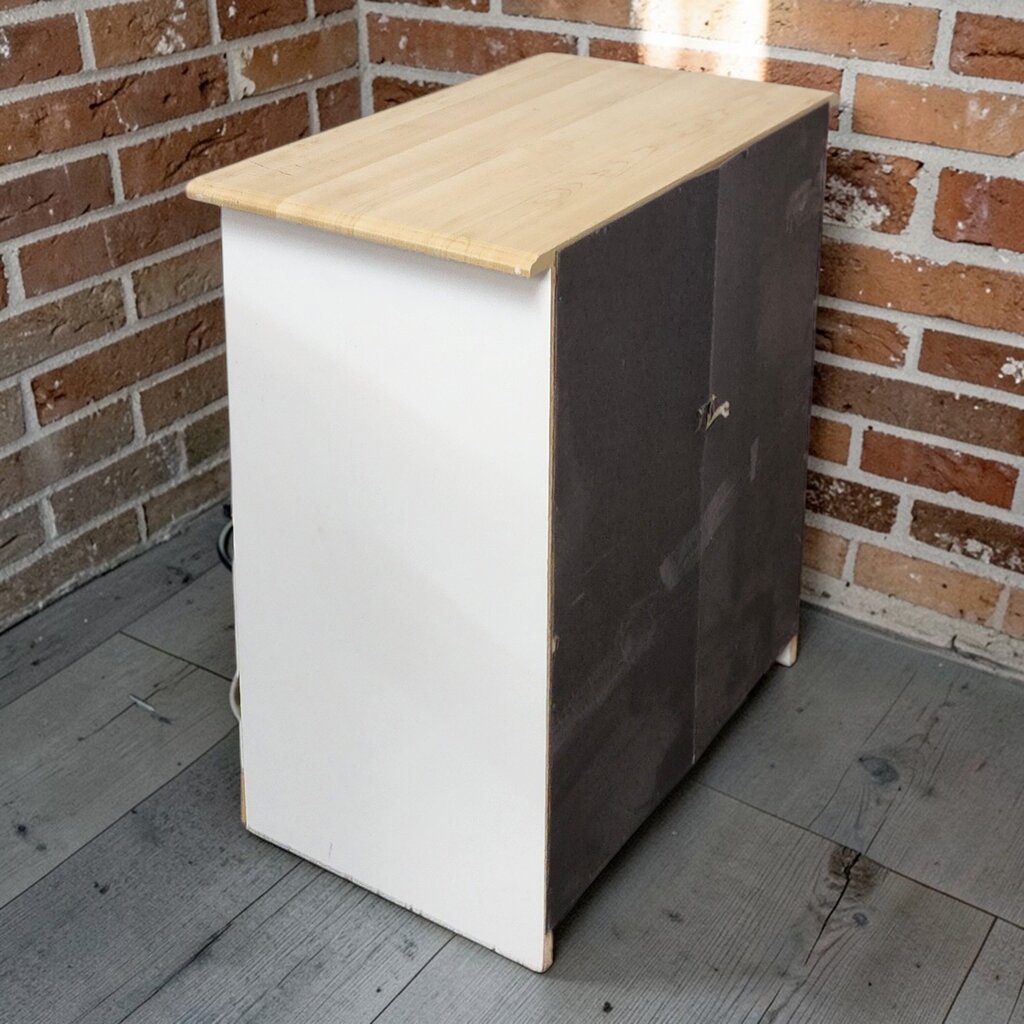 7846 White and Wood Rolling Kitchen #Cart