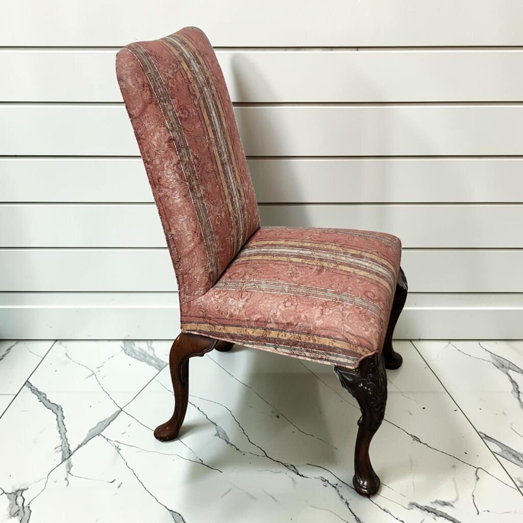 8357 Vintage Queen Anne Style Carved Upholstered Side #Chair