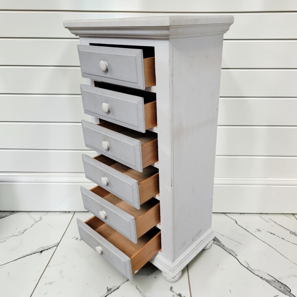 8402 Distressed White Pine 6 Drawer Lingerie #Chest