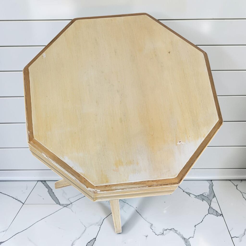 8403 Vintage Octagonal Gilt- Accented Pedestal #Table