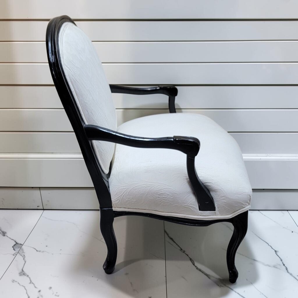 8513 Louis XV Style Armchair in Black Lacquer and White Damask