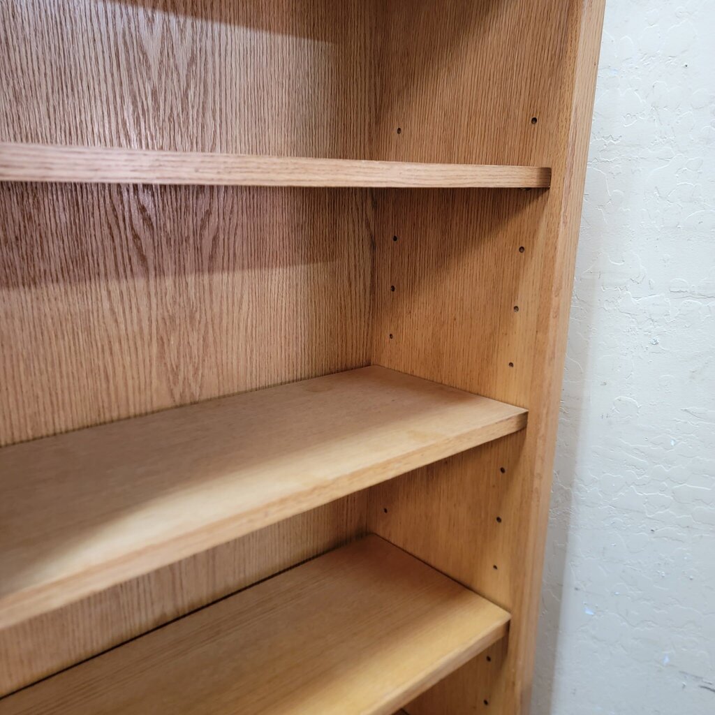 8554-8555 Traditional Oak Bookcase