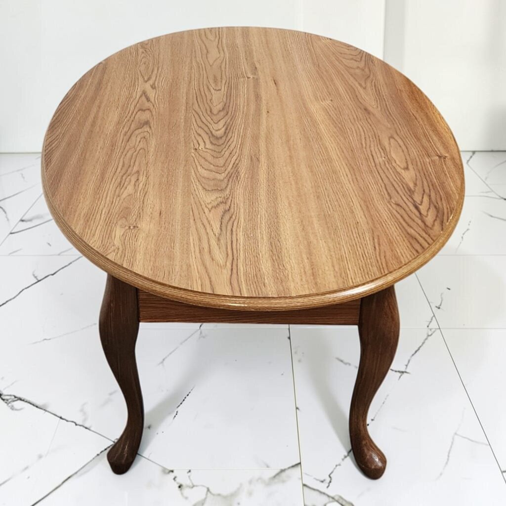 8646 Queen Anne Style Oval Oak Coffee Table