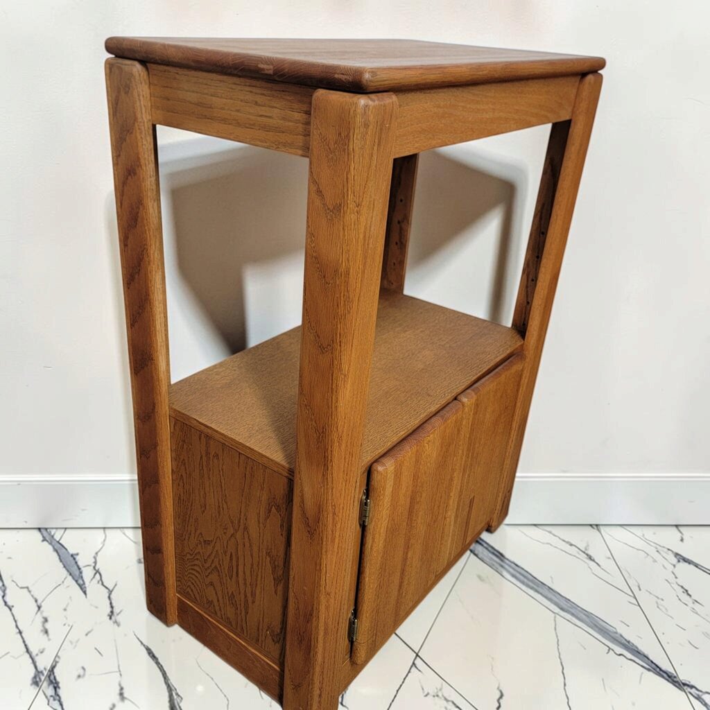 8814 Danish Modern Oak Entertainment Cabinet