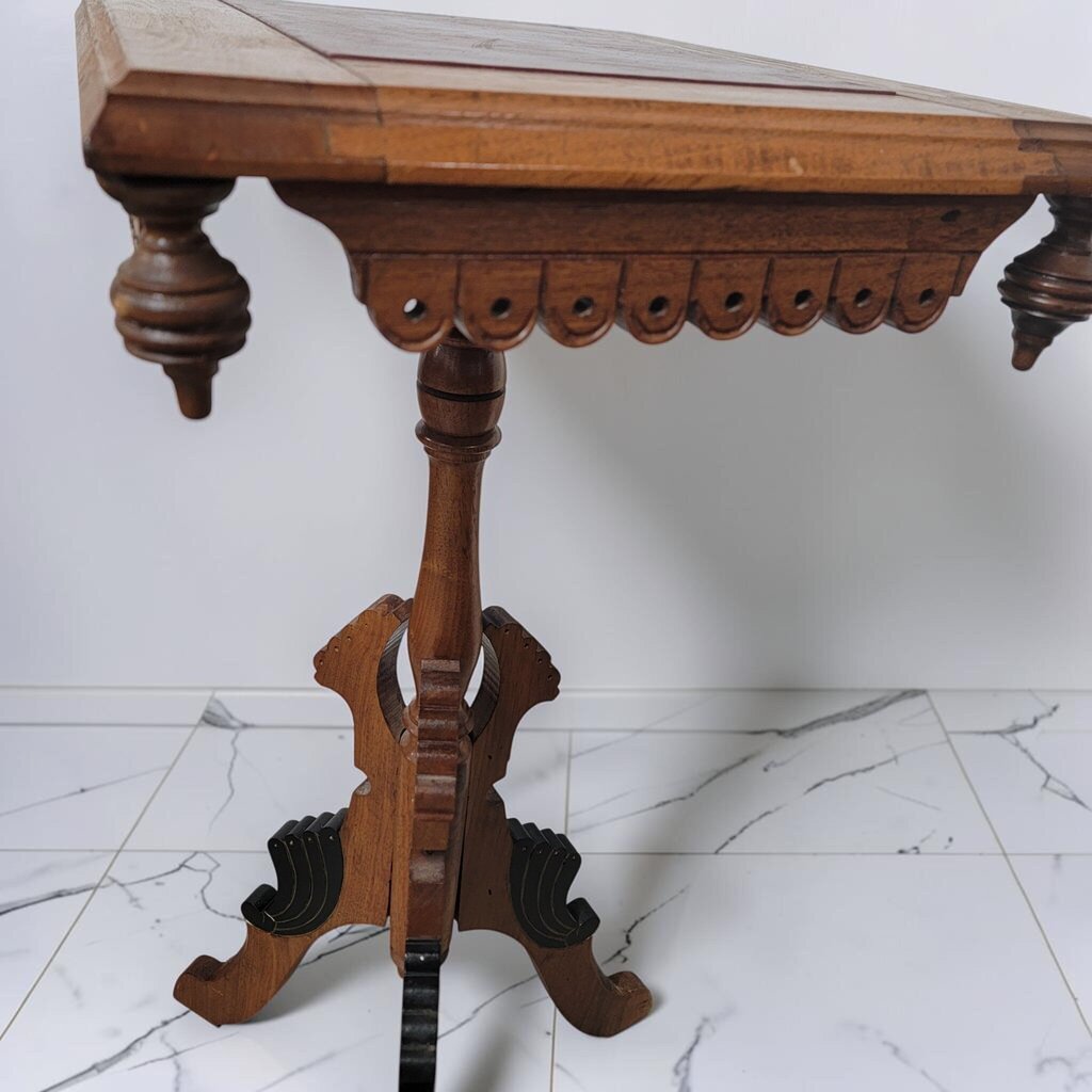 8901 Victorian Renaissance Revival Pedestal #Table