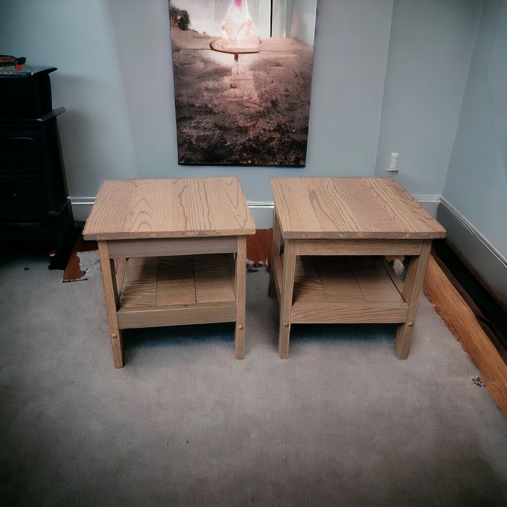 5137 & 5138 Handcrafted Oak Side #Table