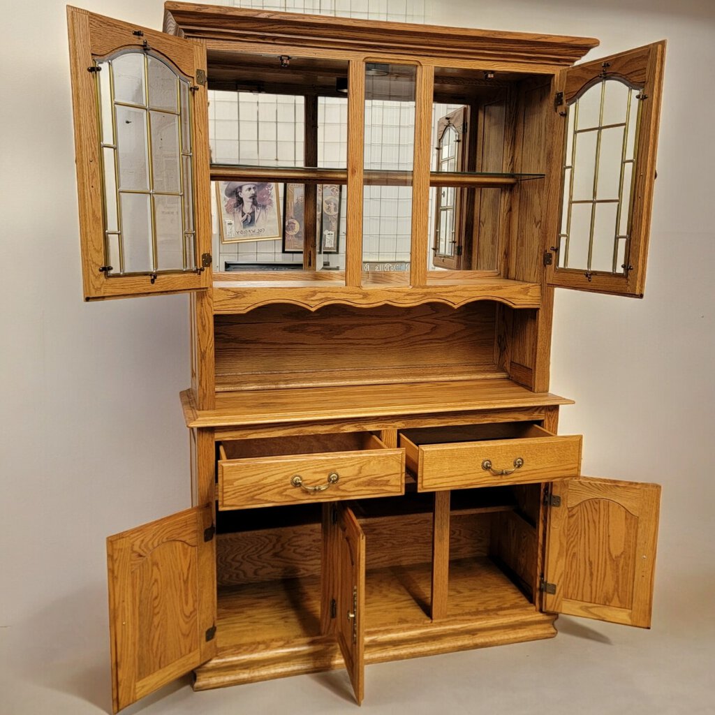 5307 Oak and Leaded Glass Lighted Hutch