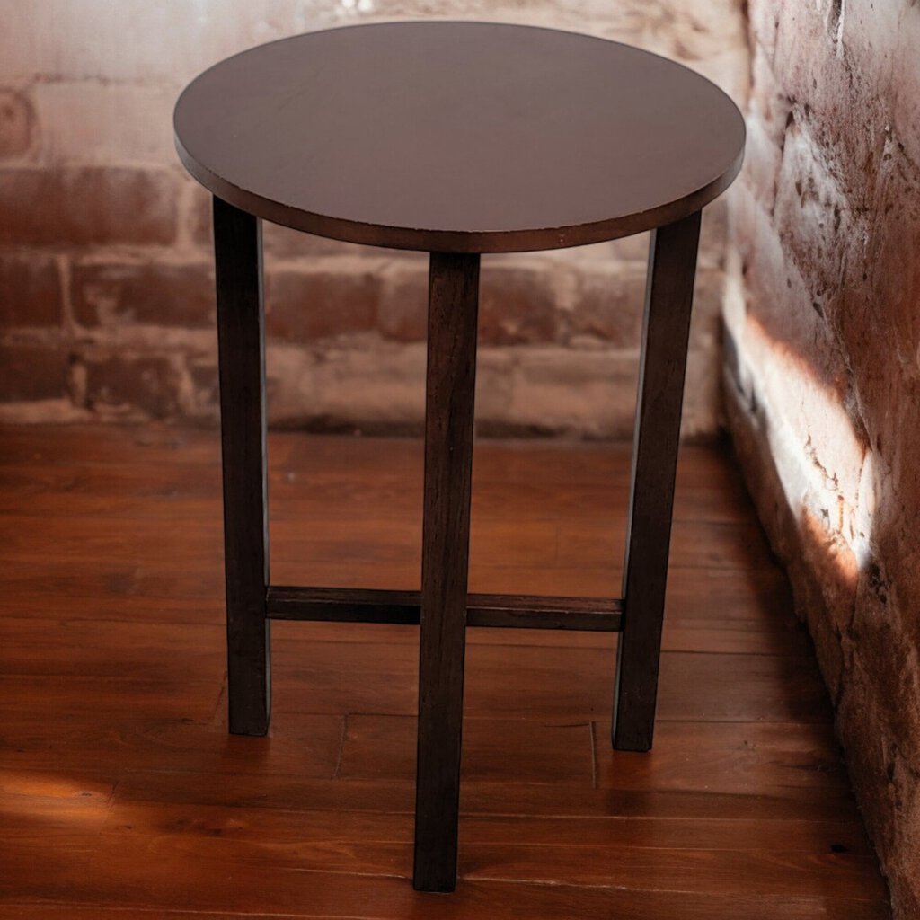 5376 Round Maple Side Table