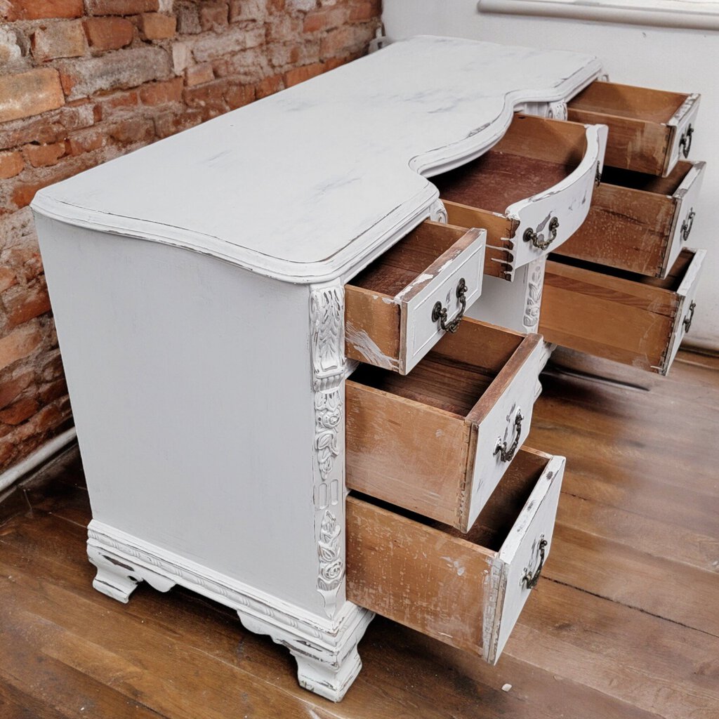 5393 Antique Shabby White Desk