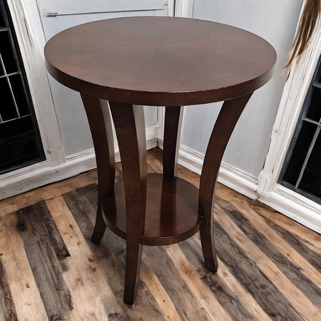 5423 Round Maple 2 Tier Accent Table