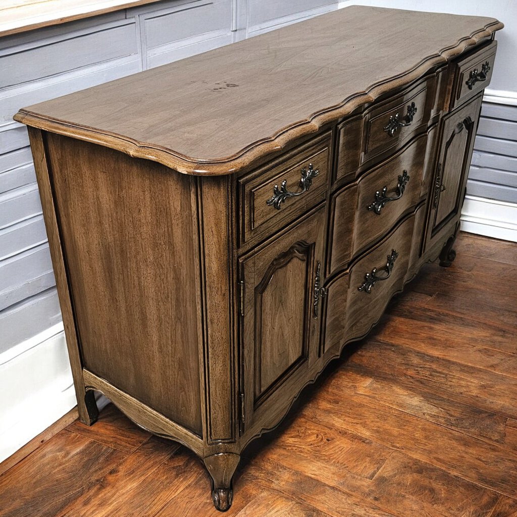 5479 French Provincial Wooden Thomasville Buffet