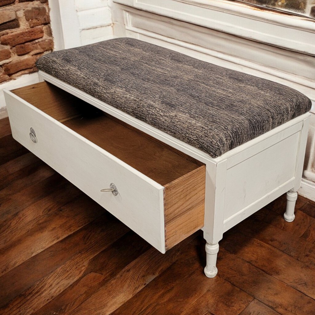 5787 Vintage Upholstered Storage #Bench