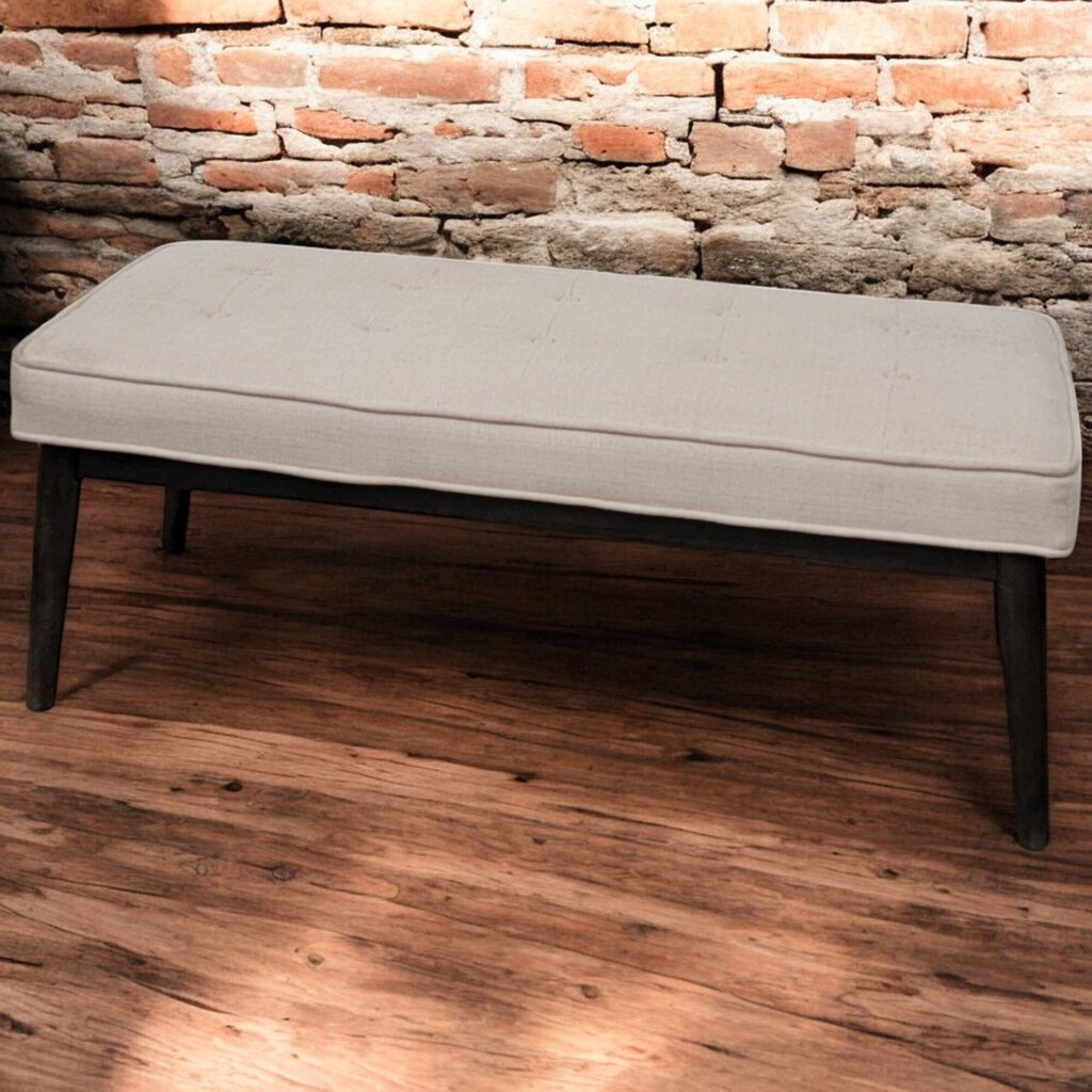 5830 Upholstered Tufted Bench with Pencil Post Legs