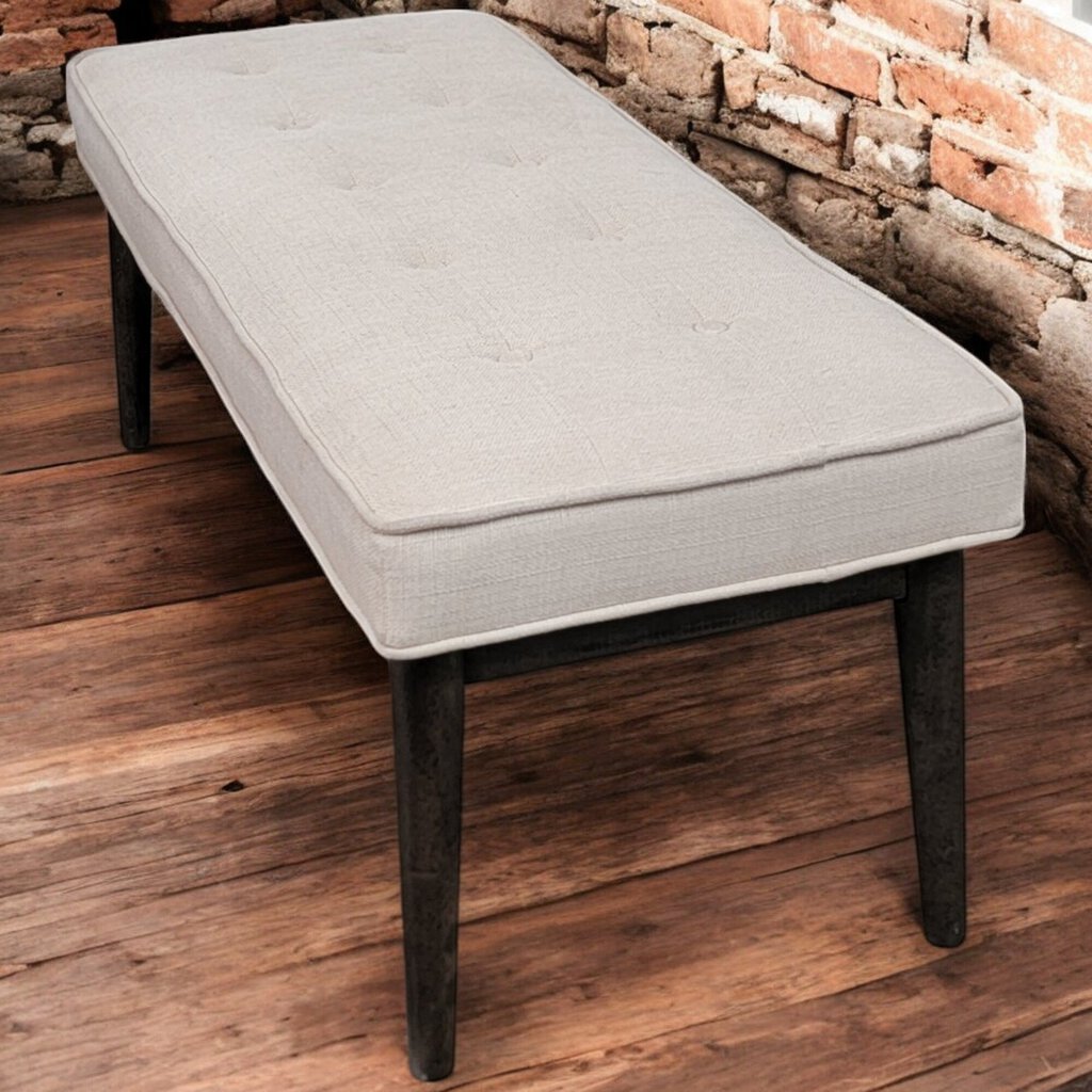 5830 Upholstered Tufted Bench with Pencil Post Legs