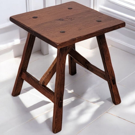 5848 Small Craftsman Accent Table w/ Nail Head Trim