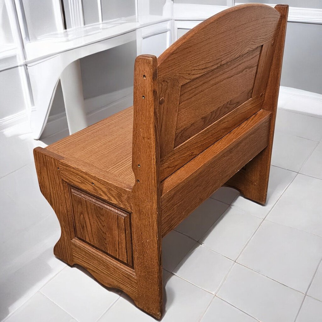 5918 Country Oak Storage #Bench