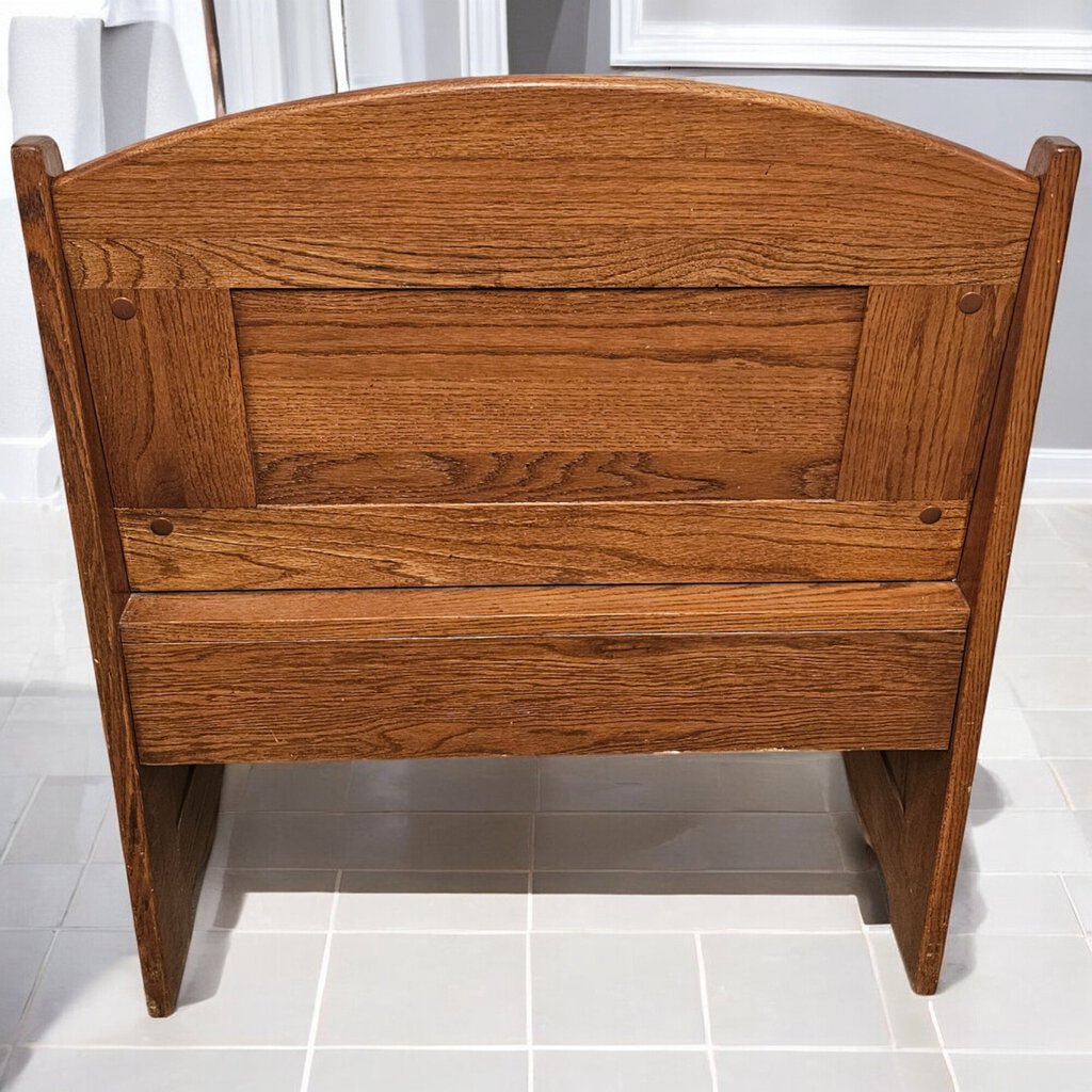 5918 Country Oak Storage #Bench