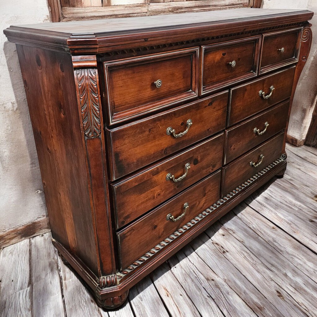 6015 Bombay Style 9 Drawer Mule Chest