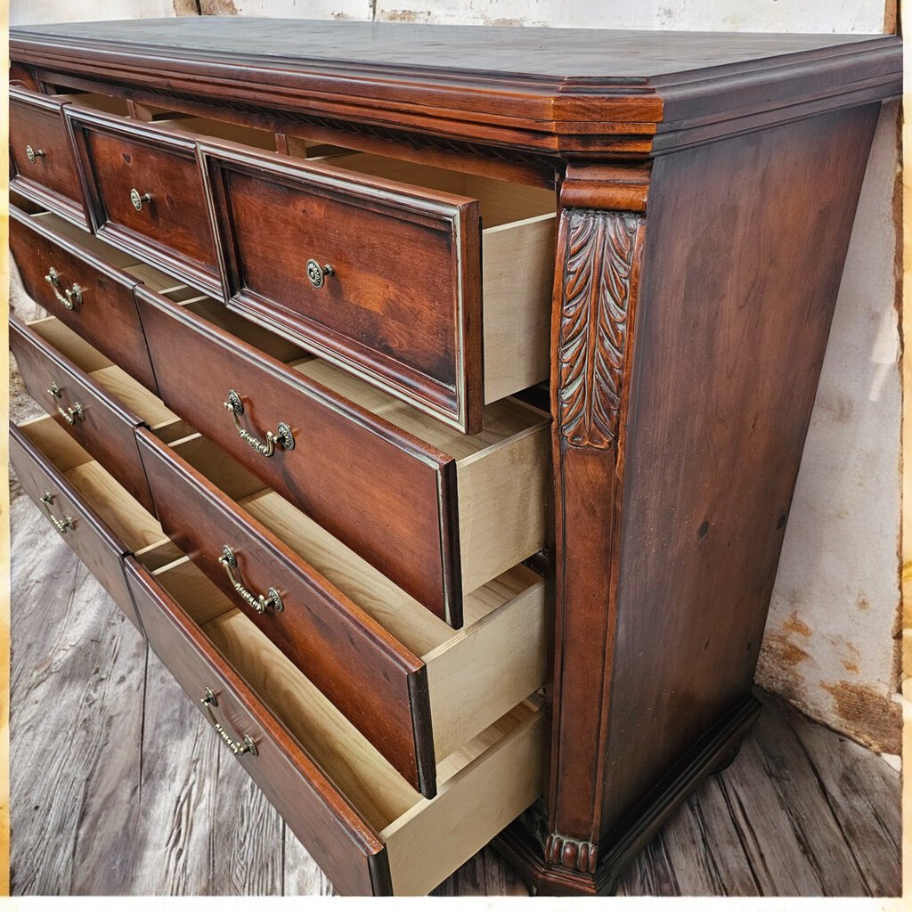 6015 Bombay Style 9 Drawer Mule Chest