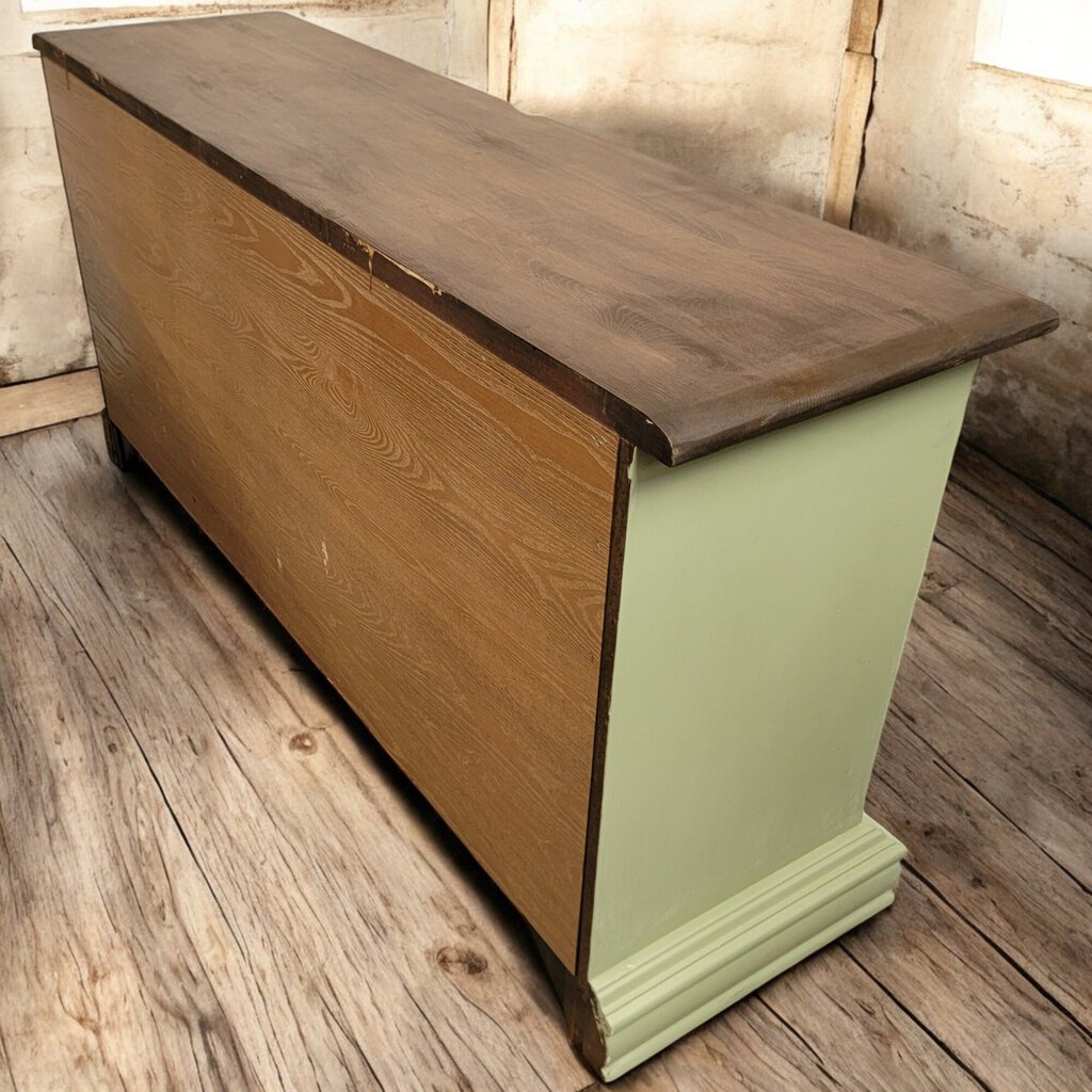 6022 Green,Gold & Dark Pine Chunky Wood #Dresser