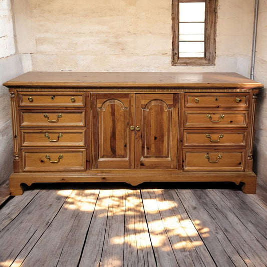 6046 Thomasville Pine Triple Dresser